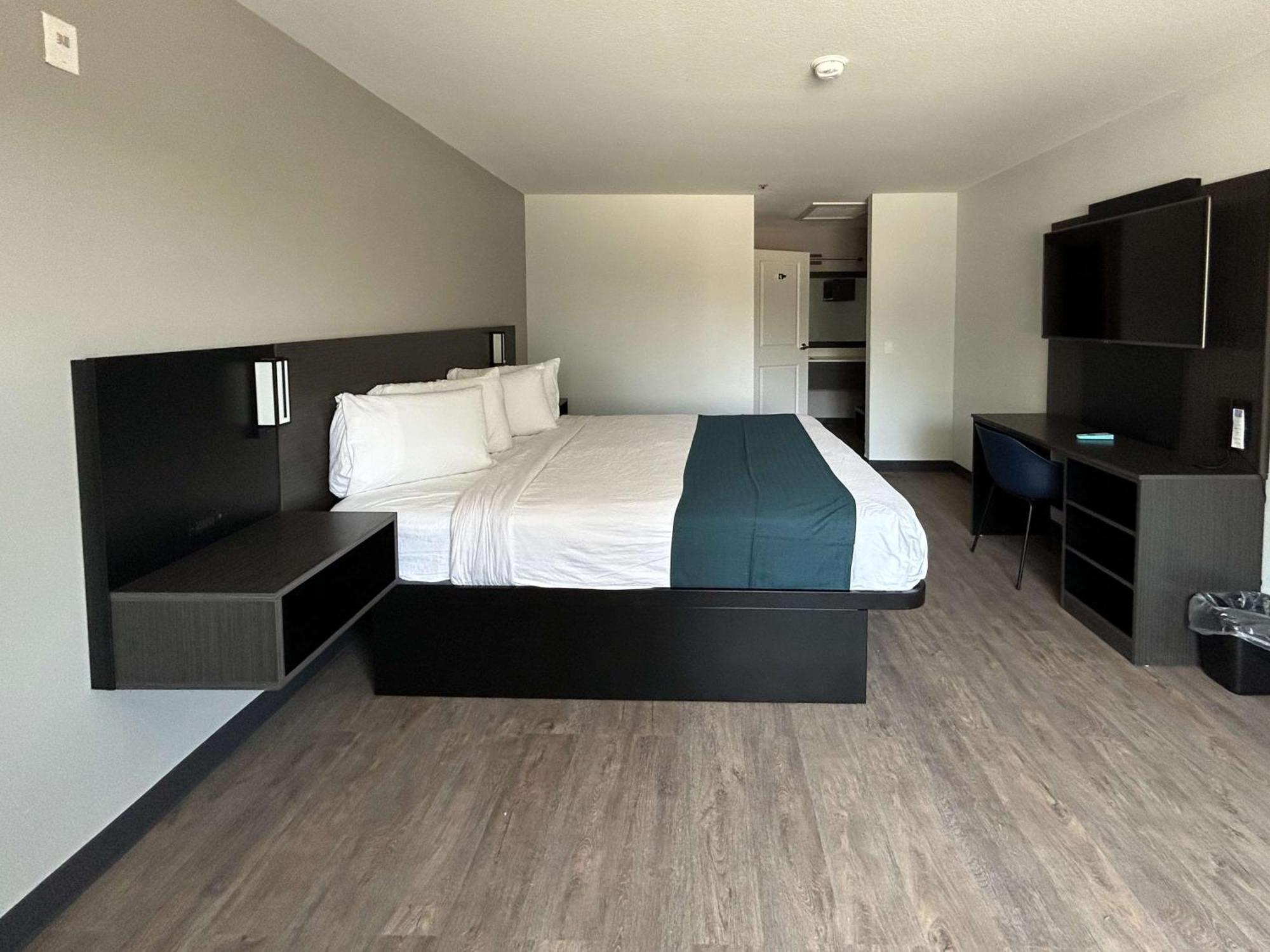 Motel 6 Lake Elsinore, Ca Kültér fotó